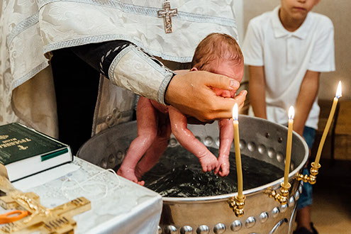 Фотограф на крещение ребенка.